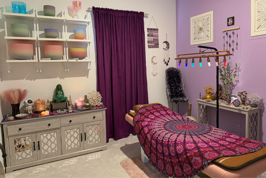 Crystal Light Healing Bed - Crystals, Light, Sound & Aroma Healing Session (60 Minutes) + A complimentary Chakra Crystal Set